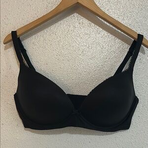 Victoria Secret Black Lace Trim Bra size 36DD